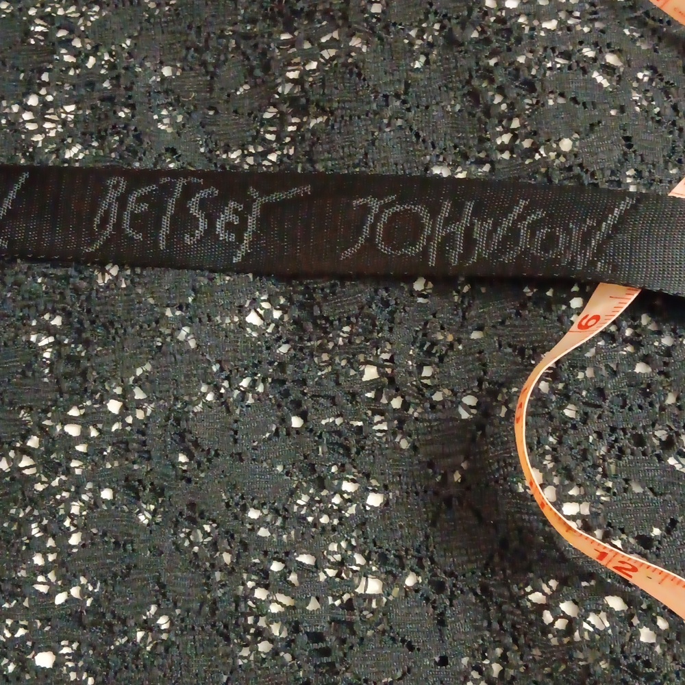Betsy Johnson lunch tote - Picture 9 of 9